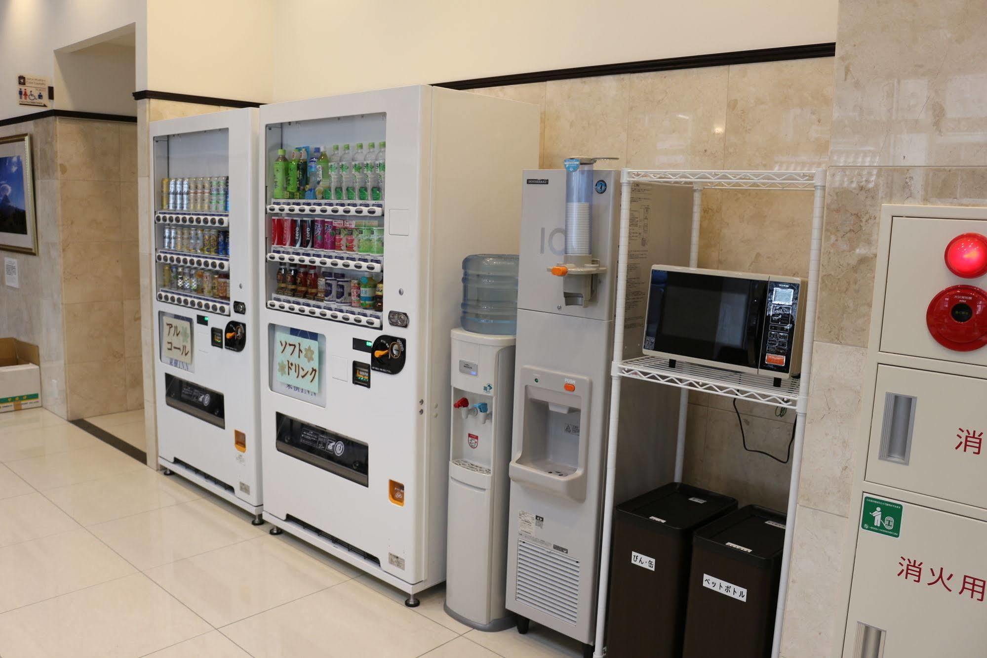 Toyoko Inn Nagoya-Eki Sakuradori-Guchi Honkan Экстерьер фото